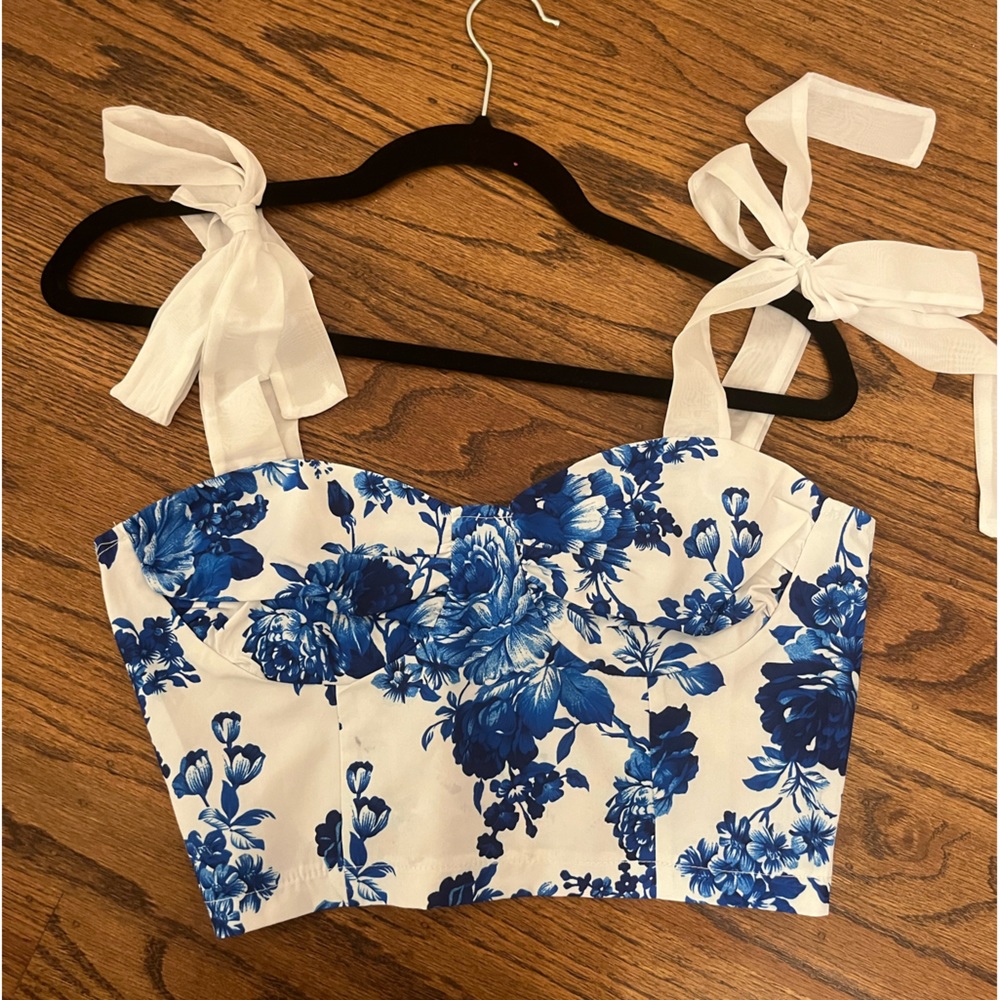 Floral Blue and White Tank Top